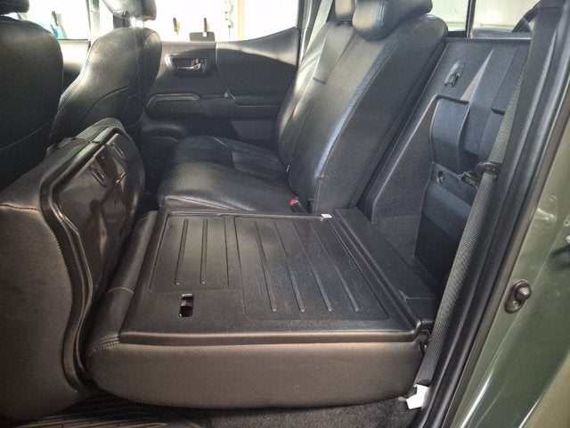 2022 Toyota Tacoma 4WD TRD Off Road