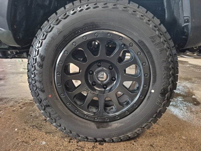 2022 Toyota Tacoma 4WD TRD Off Road