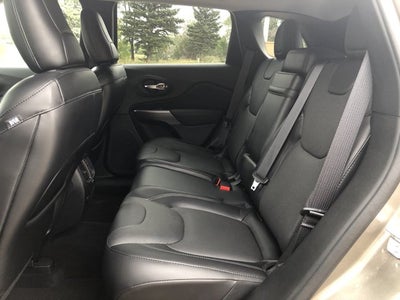 2019 Jeep Cherokee Overland