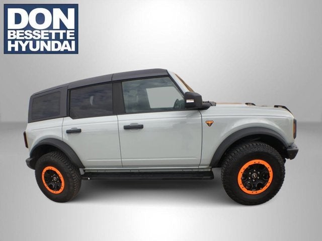 2021 Ford Bronco Base