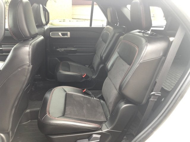 2024 Ford Explorer ST-Line