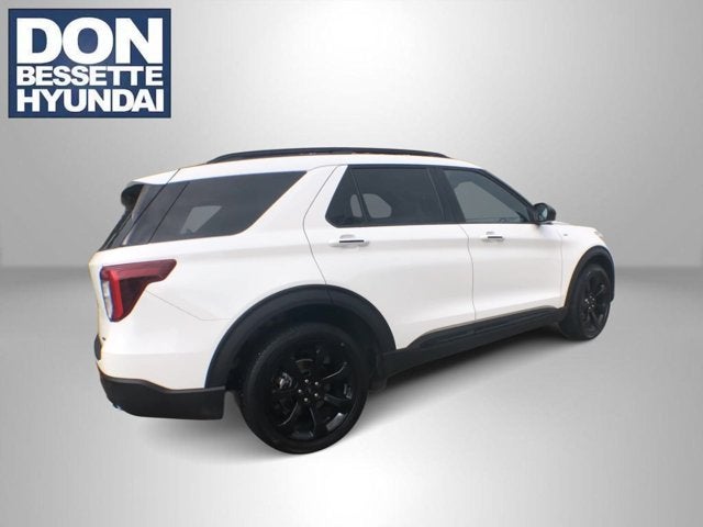 2024 Ford Explorer ST-Line
