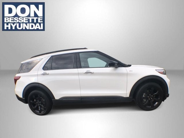 2024 Ford Explorer ST-Line