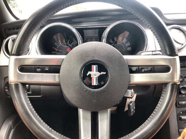 2007 Ford Mustang GT Deluxe