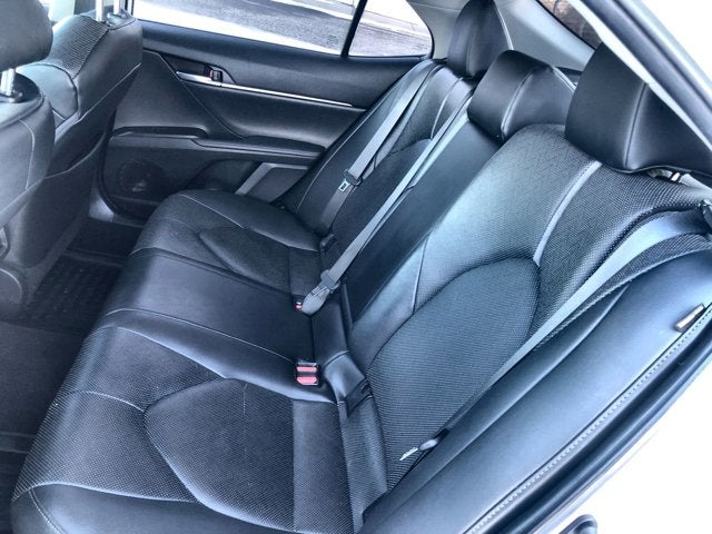 2022 Toyota Camry Hybrid XLE