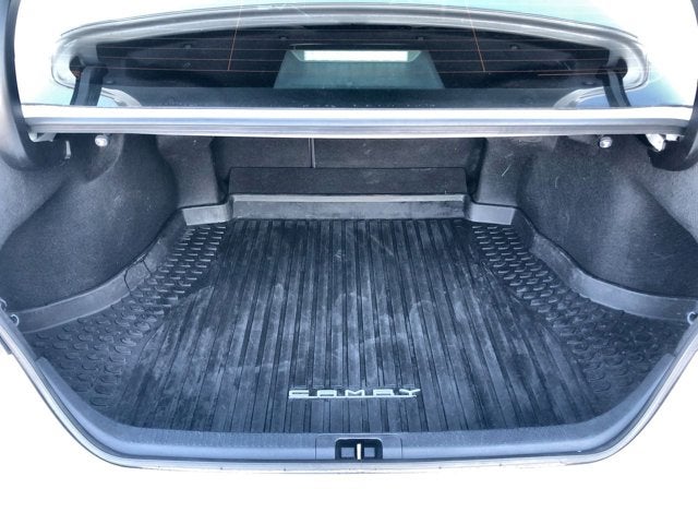 2022 Toyota Camry Hybrid XLE