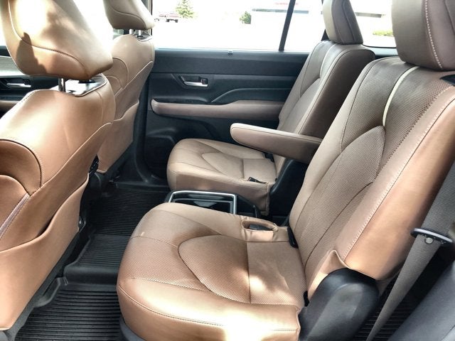 2024 Toyota Grand Highlander Base