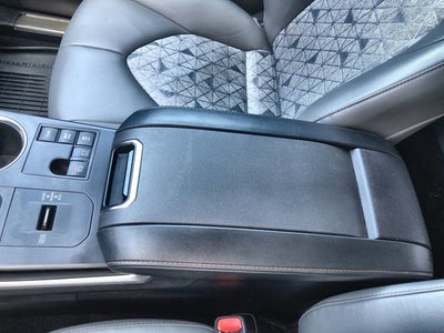 2023 Toyota Highlander Hybrid Bronze Edition