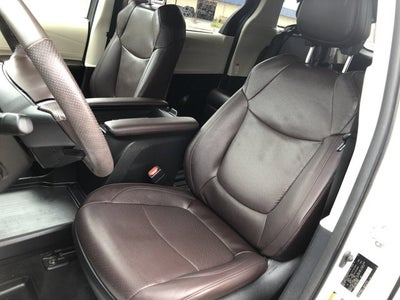 2024 Toyota Sienna Platinum