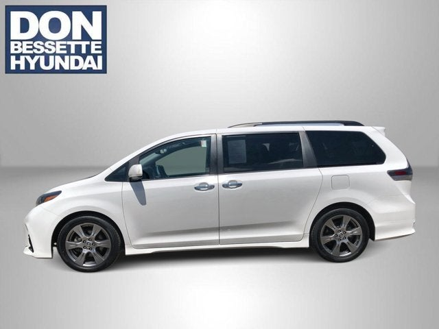 2018 Toyota Sienna Base