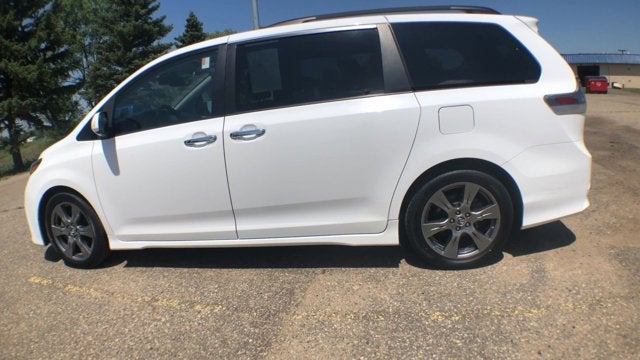 2018 Toyota Sienna Base