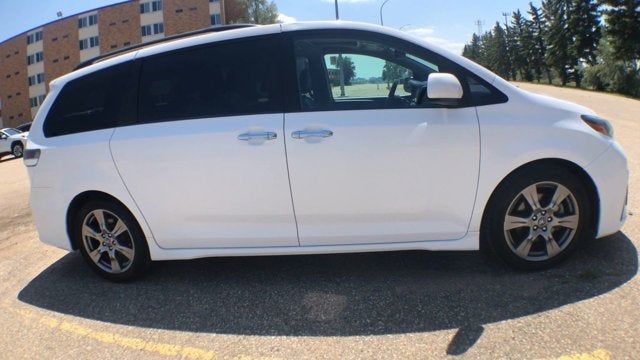 2018 Toyota Sienna Base