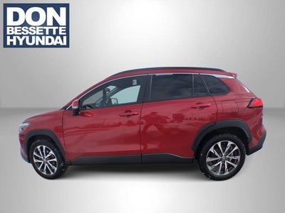 2023 Toyota Corolla Cross XLE