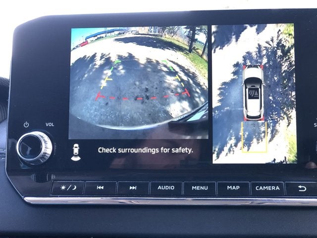 2024 Mitsubishi Outlander Base