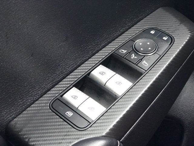 2024 Mitsubishi Outlander Base