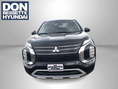 2024 Mitsubishi Outlander Base