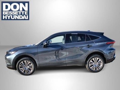 2023 Toyota Venza Base