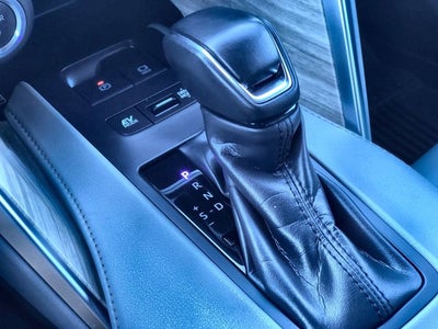 2023 Toyota Venza Base