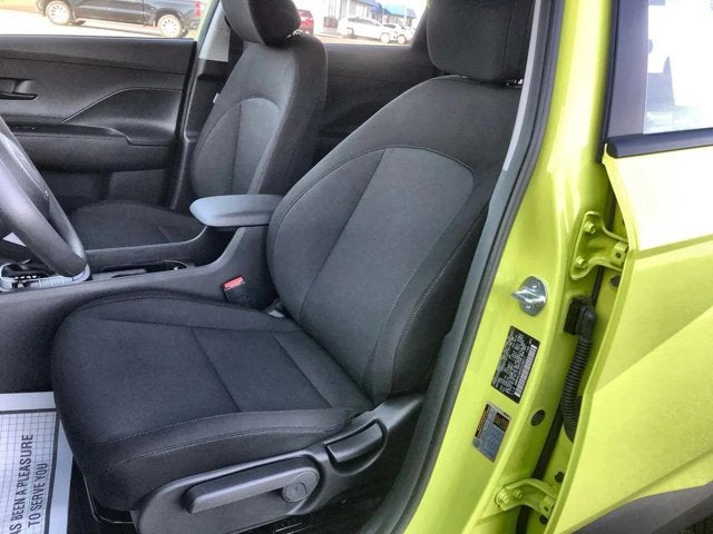 2025 Hyundai Kona SE