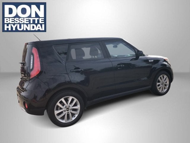 2017 Kia Soul +