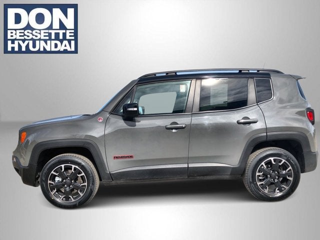 2023 Jeep Renegade Trailhawk