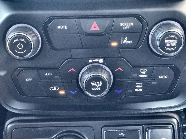 2023 Jeep Renegade Trailhawk